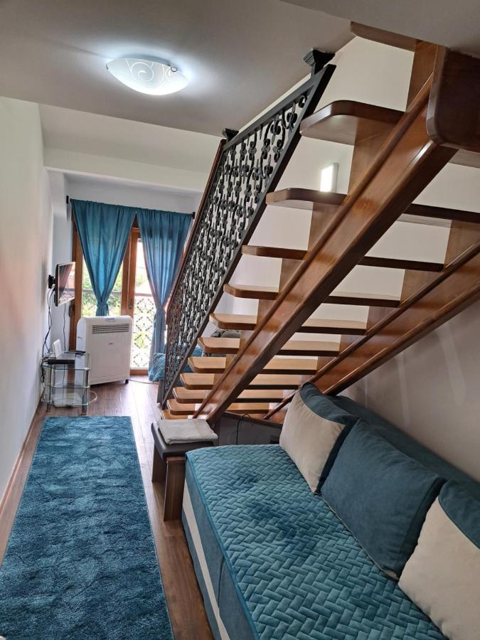 Apartmani Mia Vuksanovic Cetinje Eksteriør bilde