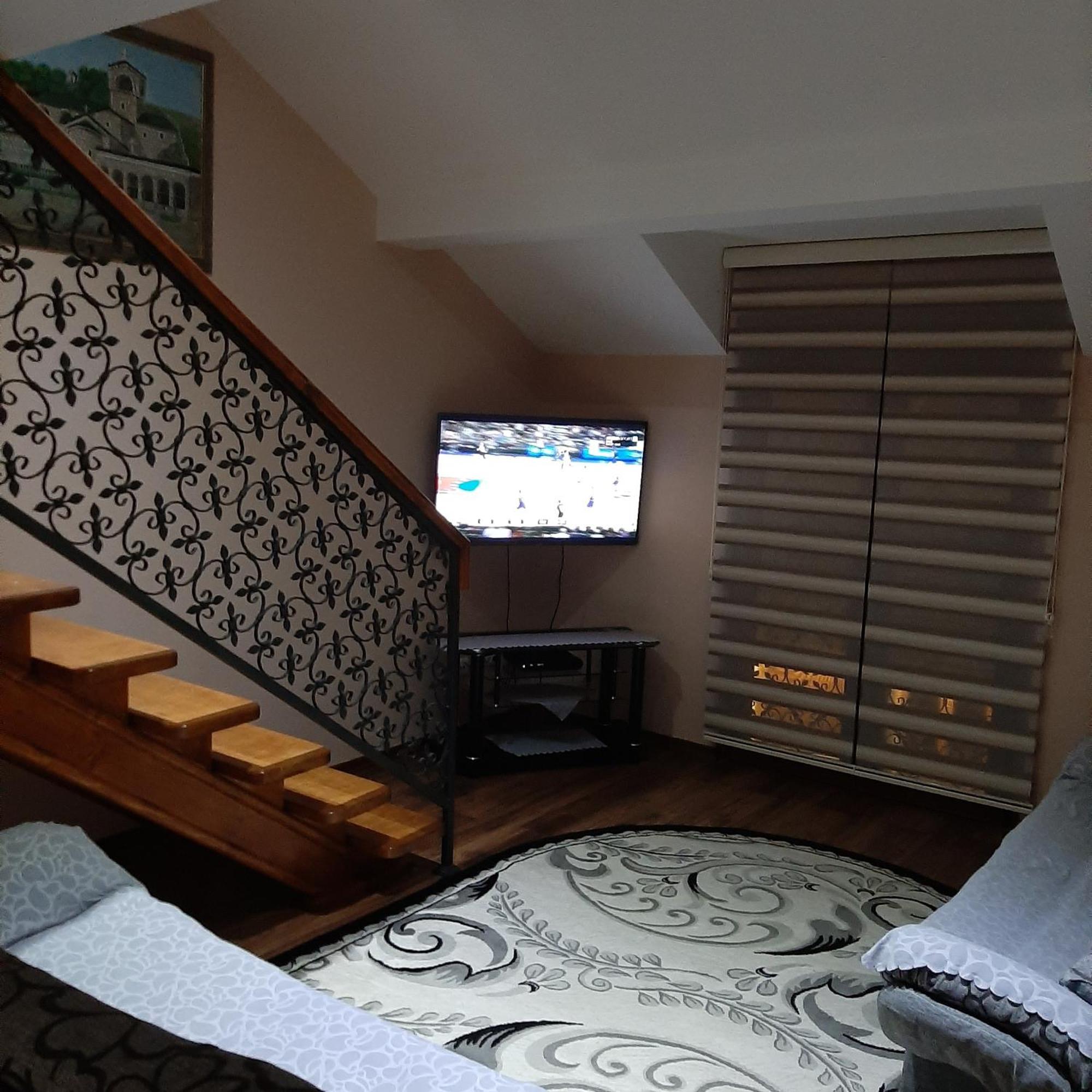 Apartmani Mia Vuksanovic Cetinje Rom bilde