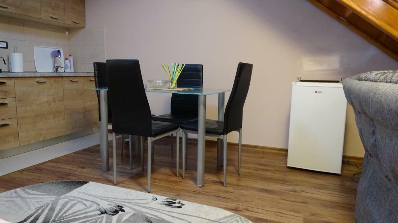 Apartmani Mia Vuksanovic Cetinje Eksteriør bilde