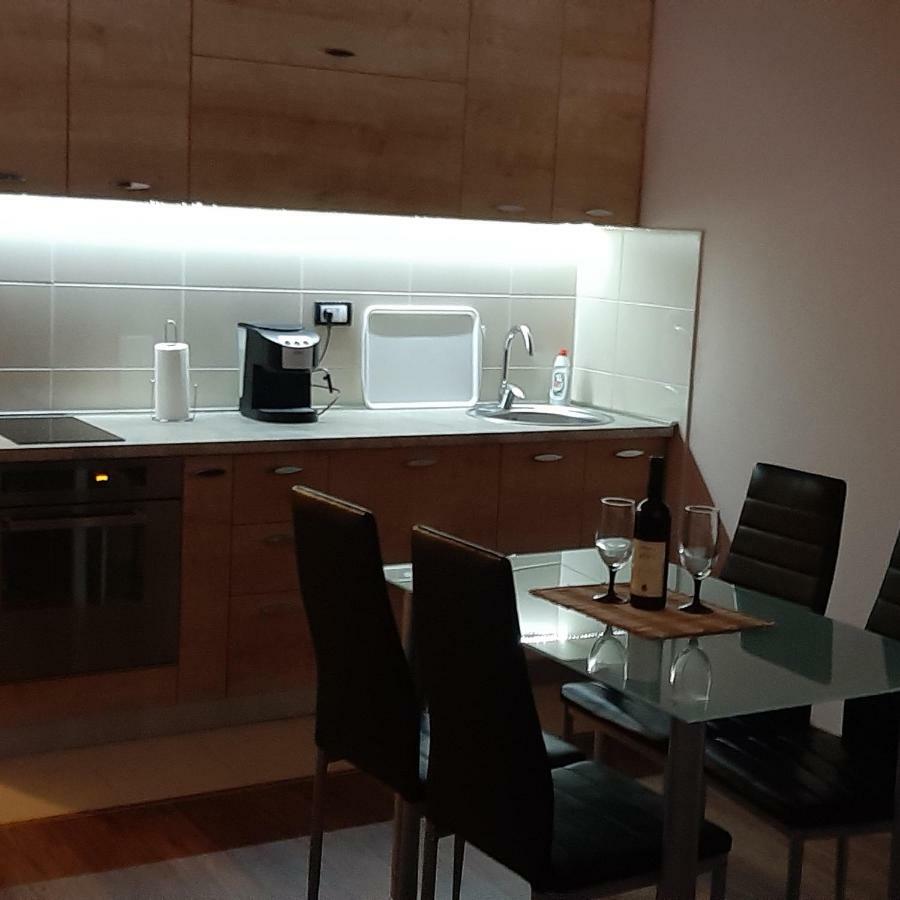 Apartmani Mia Vuksanovic Cetinje Eksteriør bilde